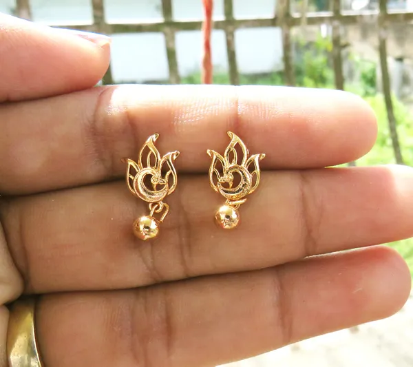 Assamese_Traditional_Gold_Plated_Copper_Stud_Earring_For_Girls_&_Women